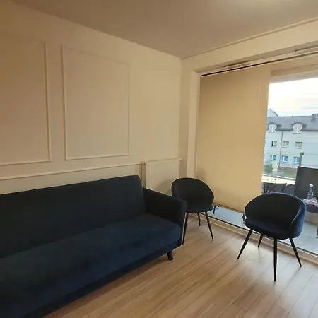 Queen Centrum Z Garazem