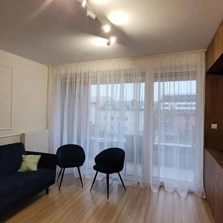 Queen Centrum Z Garazem شقة